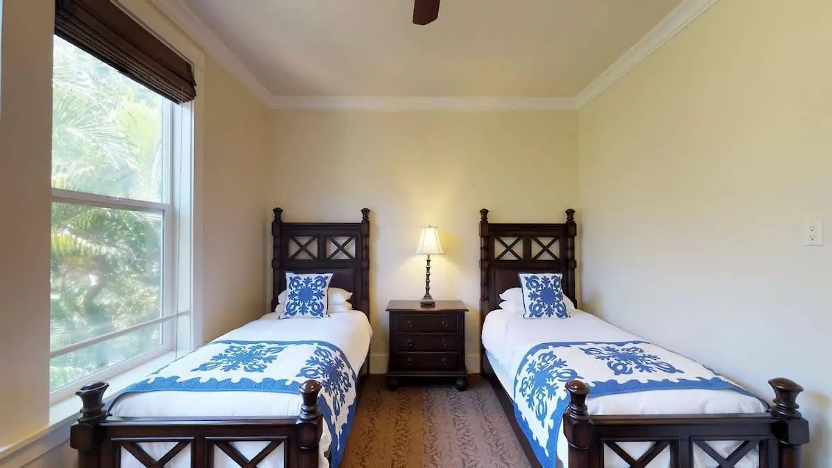 Fabulous Villa Sleeps 6 Short Walk To Poipu Brennecke And Shipwreck Beach Koloa United States
