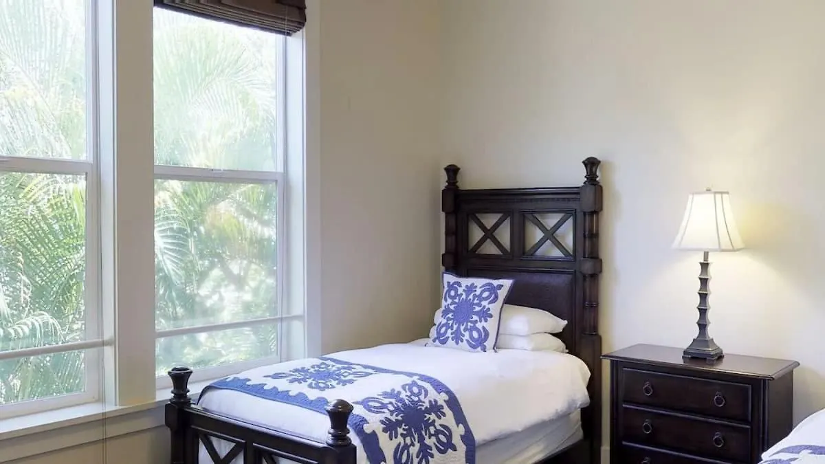 Fabulous Villa Sleeps 6 Short Walk To Poipu Brennecke And Shipwreck Beach Koloa United States
